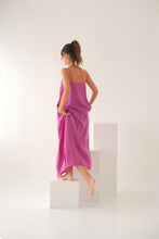 if the wind was a silky DRESS