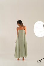 if the wind was a silky DRESS