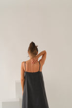 if the wind were a silky DRESS